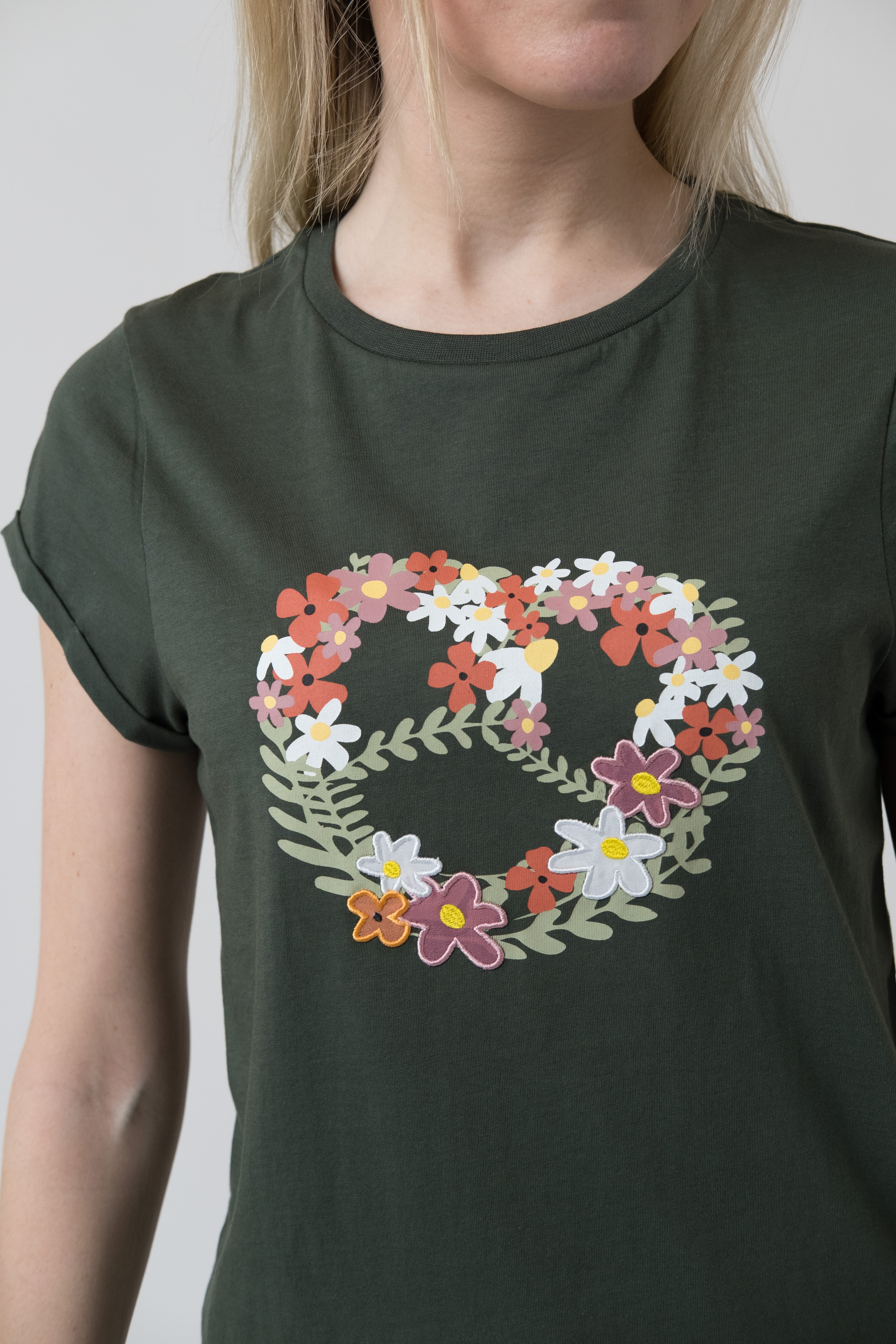 T-Shirt "Blumenbreze" - tannengrün