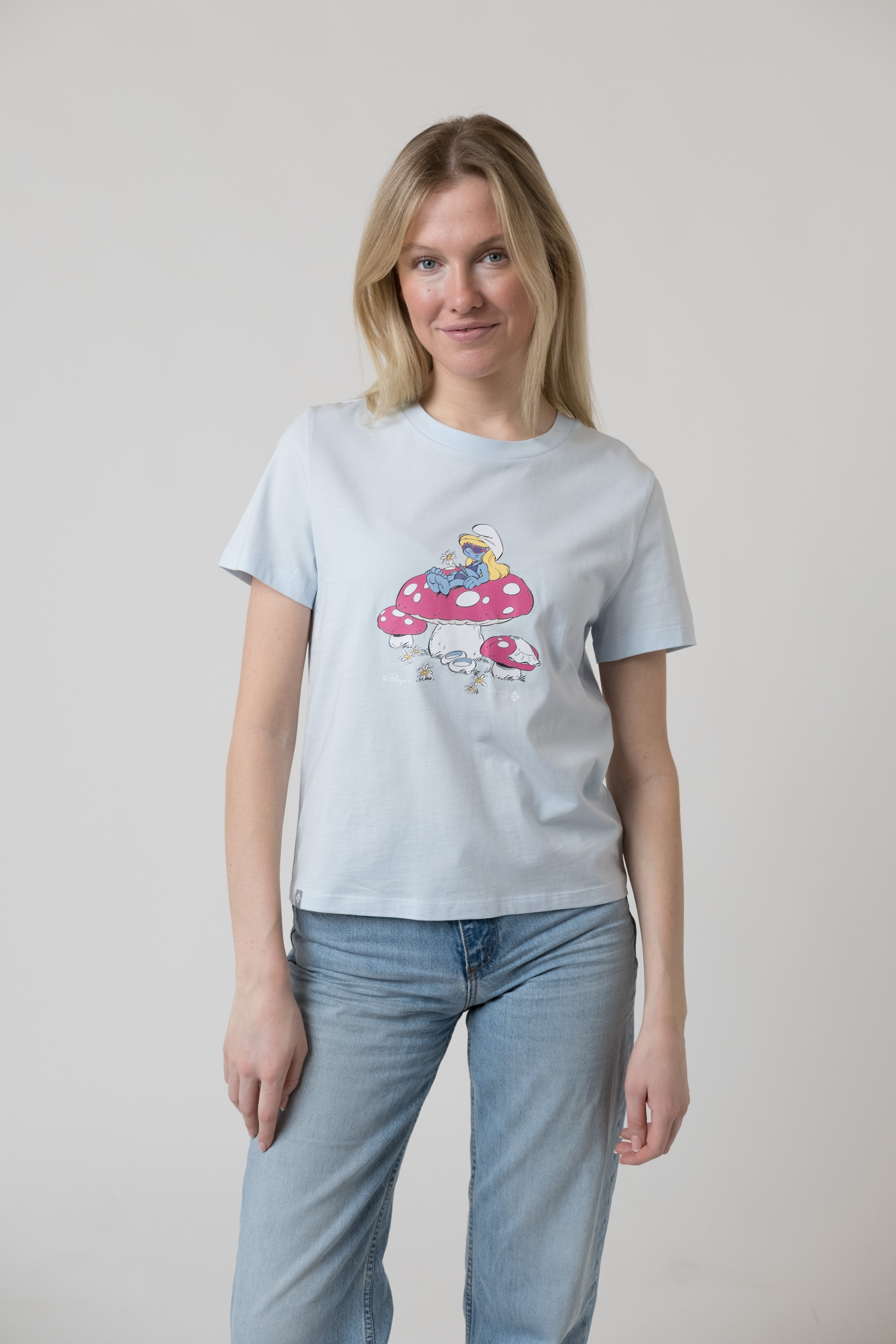 T-Shirt "Schlumpfines Schwammerlsofa" - eisblau