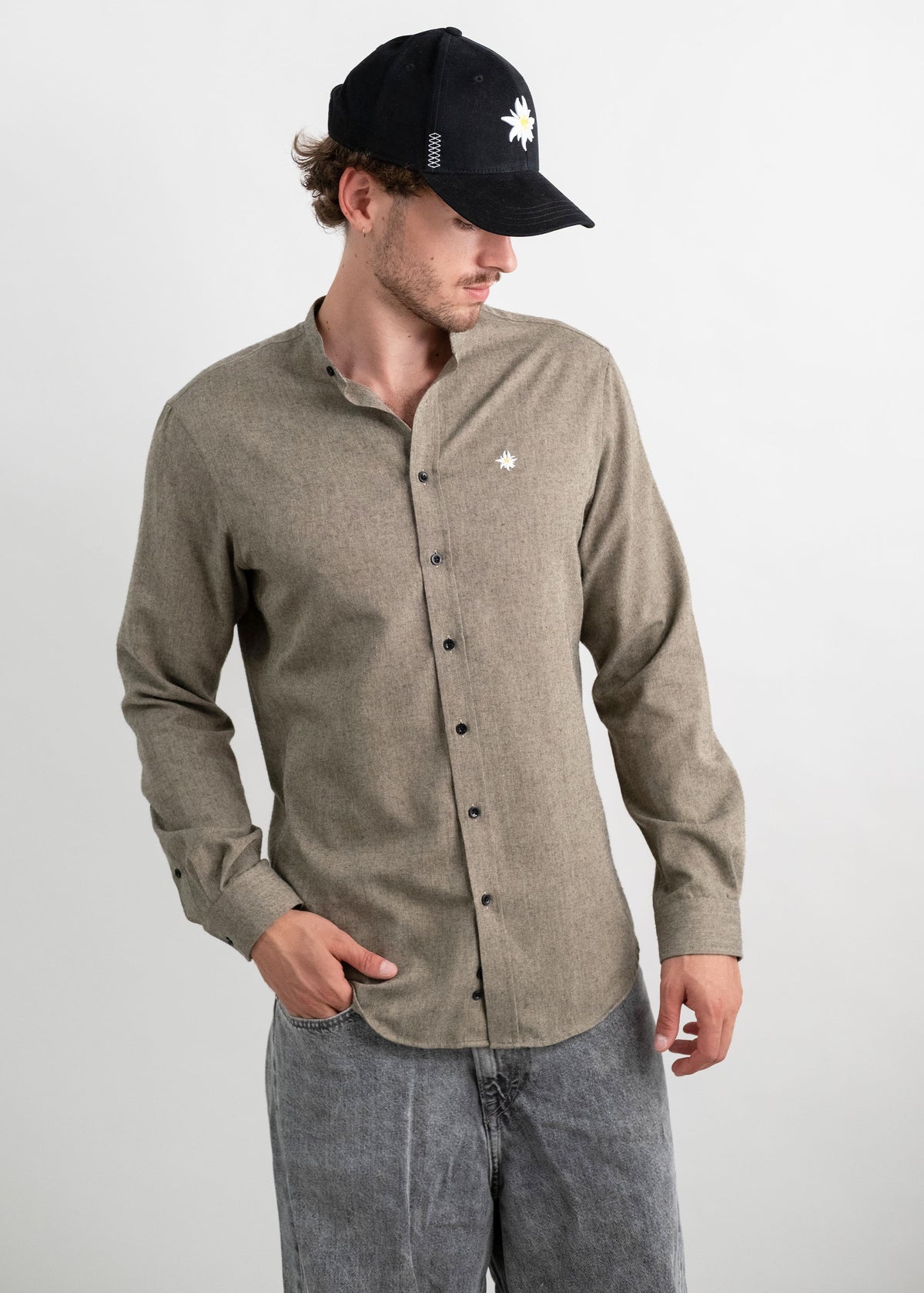 #farbe_khaki