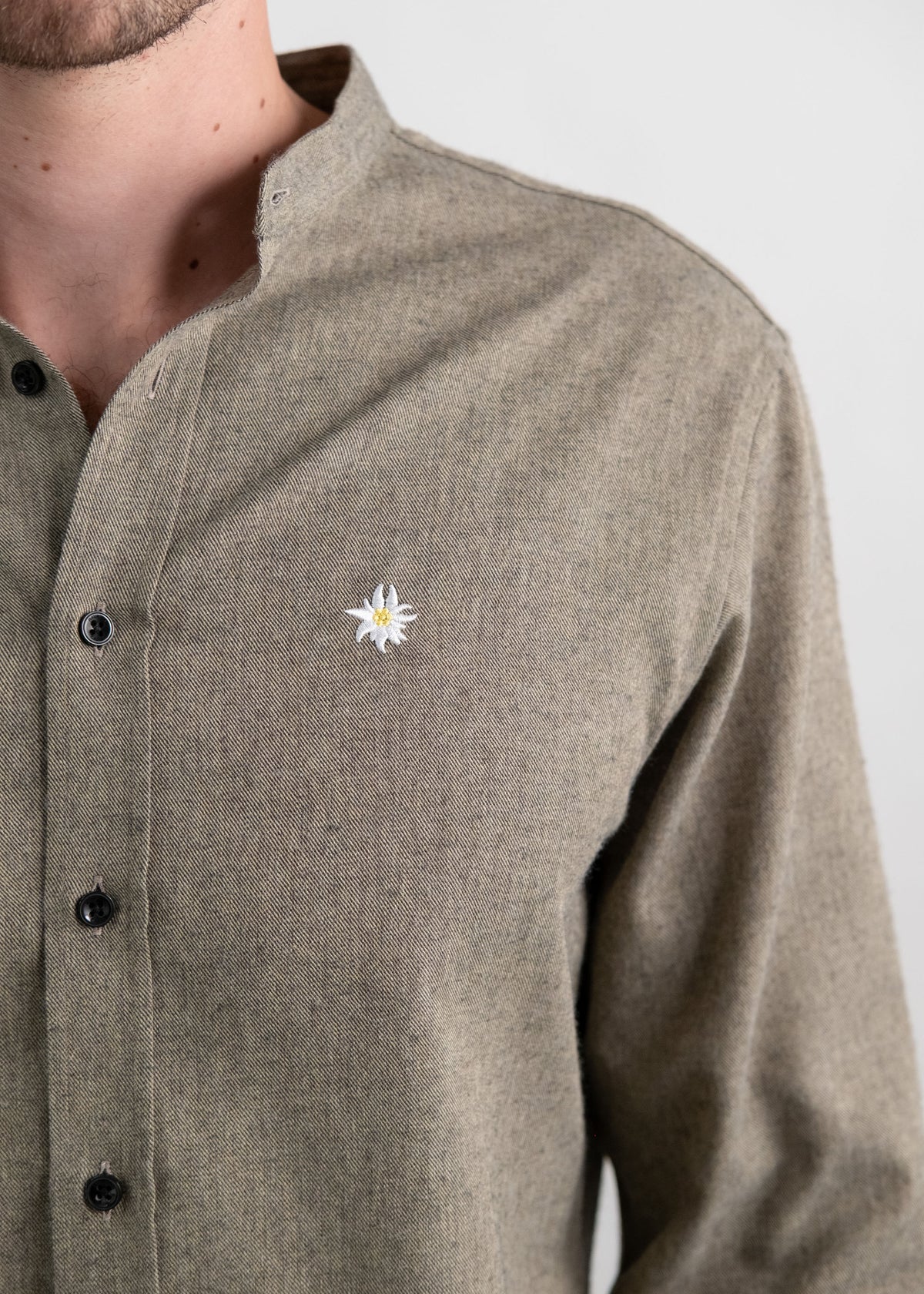 #farbe_khaki