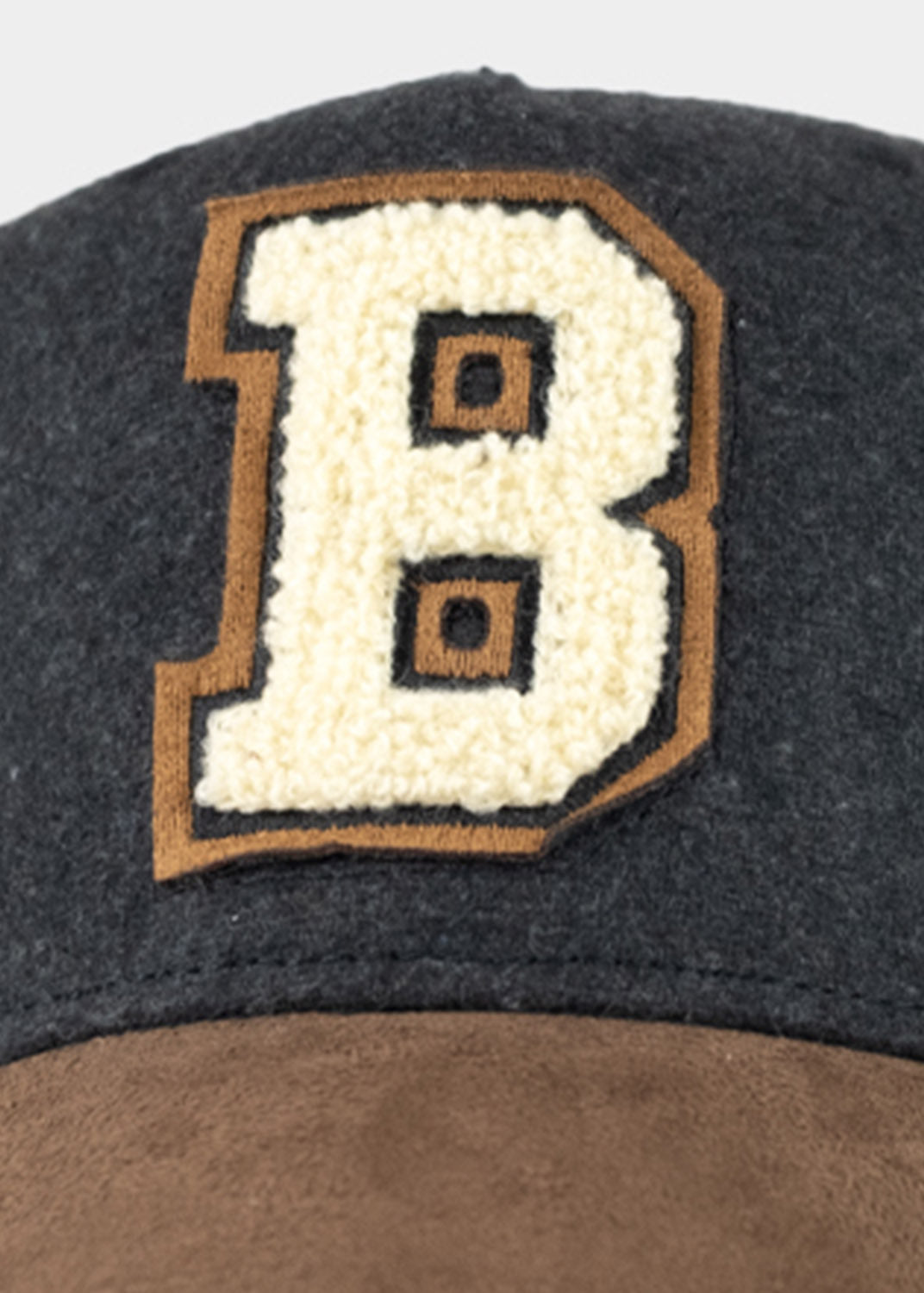 Cap "B" - dunkelgrau (Curved)