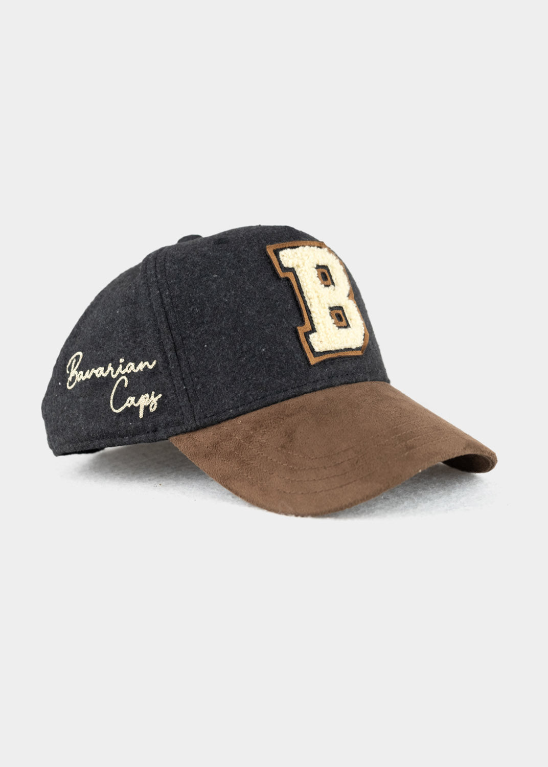 Cap "B" - dunkelgrau (Curved)
